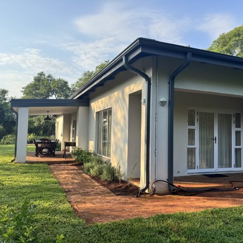 Scandi House Outside 1JPG Large